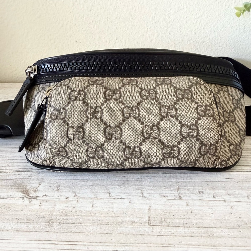 New Gucci brown GG Supreme Monogram men belt bag - Picture 3 of 14